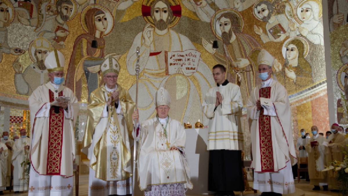 Kardinal Parolin zaredio za biskupa mons. Antu Jozića